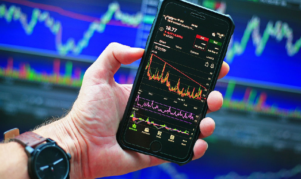 橡胶期货鑫东财配资有哪些优势？如何操作？