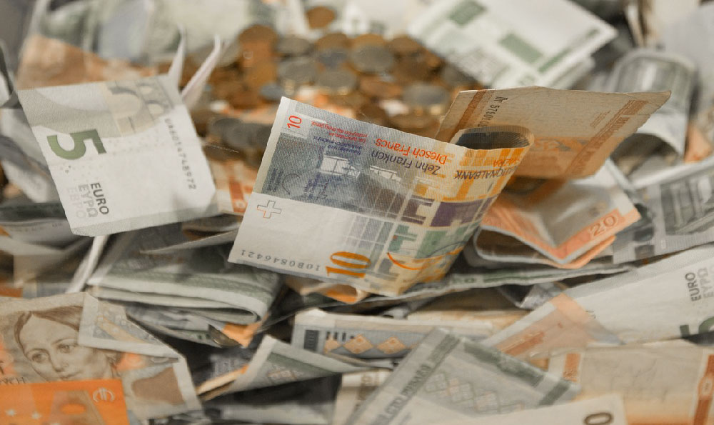 股票配资公司 如何识别股票配资公司中的陷阱与风险